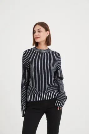 Geometric Stripe Knit Navy