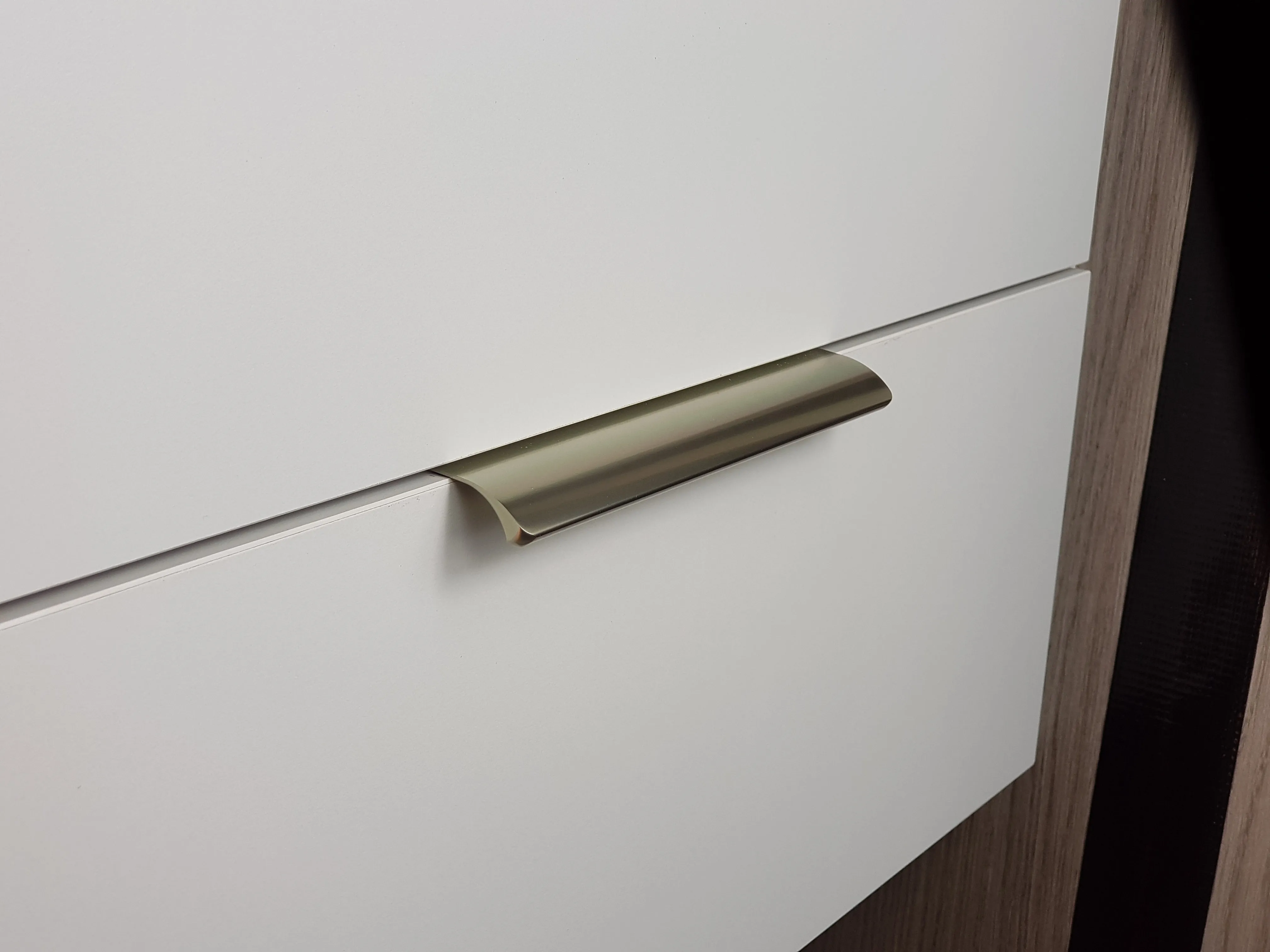 M4TEC Alva Bar Pull Handle Chrome VD3