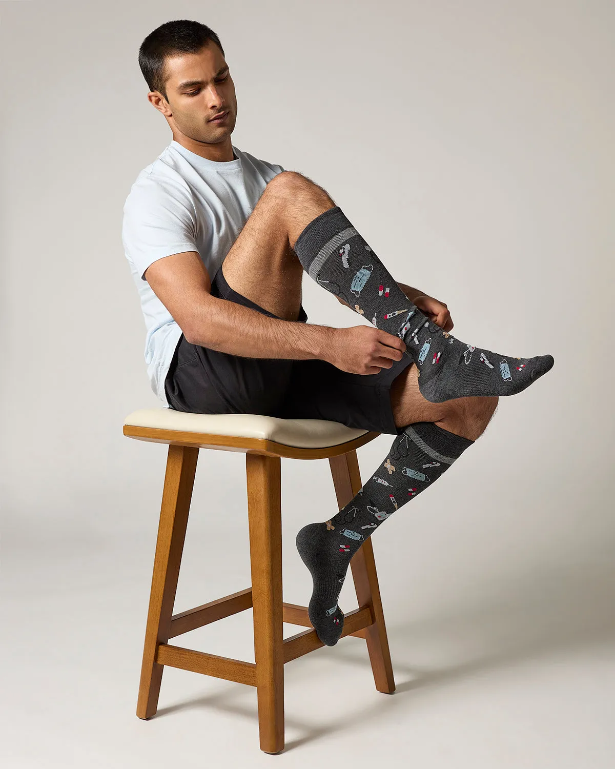 Medical Supplies 8-15 mmHg Graduated Cotton Compression Socks