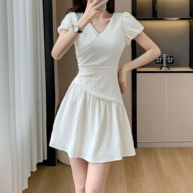 Solid Color V-Neck Puff Sleeve Pleated Dress